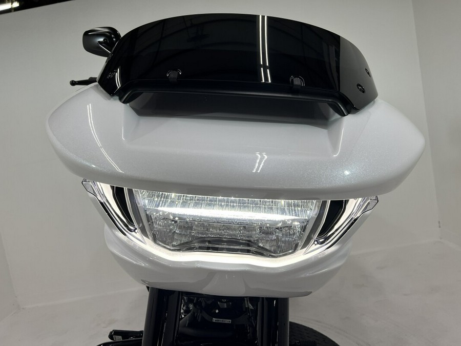 FLTRX 2024 Road Glide®