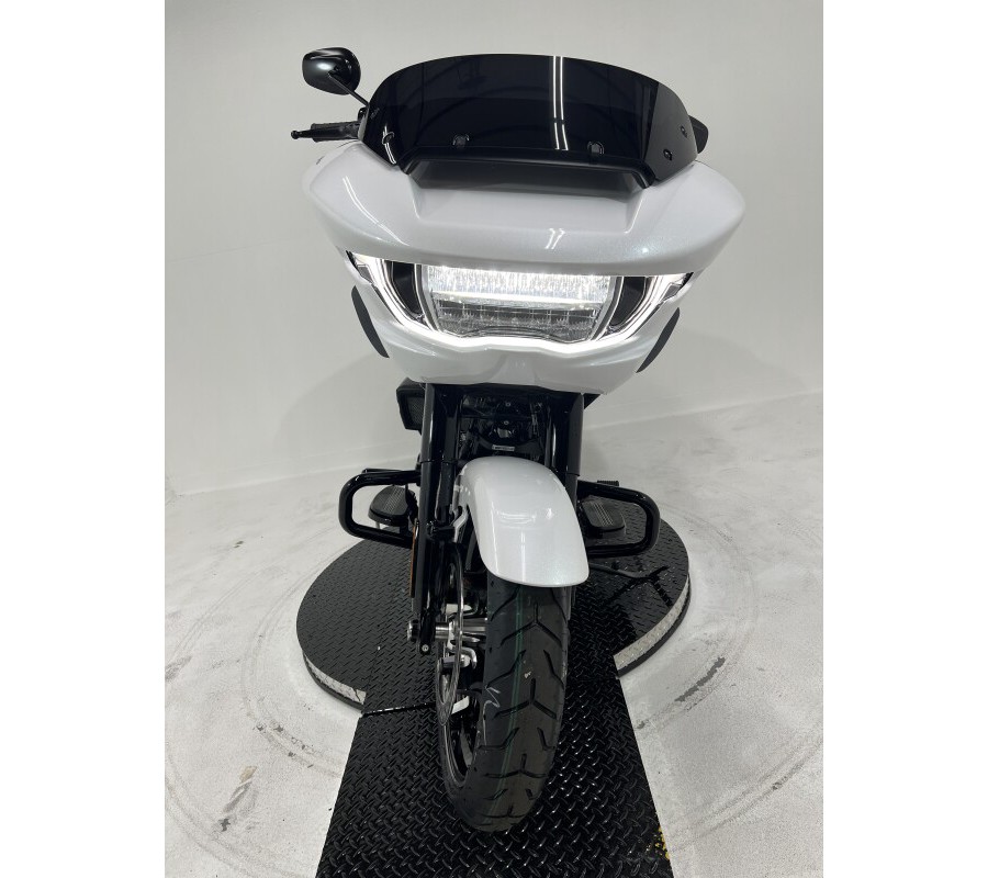 FLTRX 2024 Road Glide®