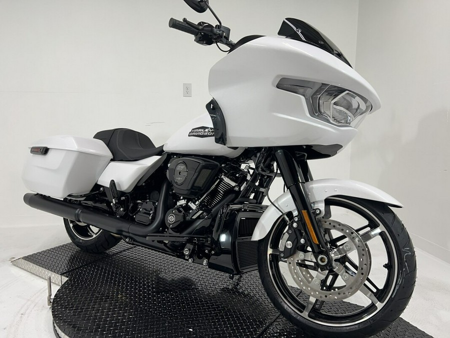 FLTRX 2024 Road Glide®