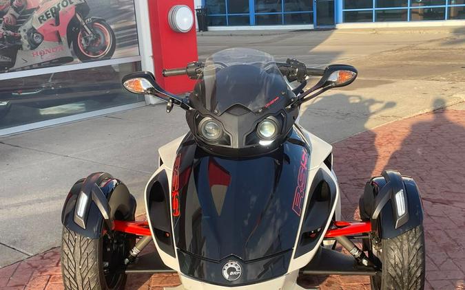 2014 Spyder RS-S - Can-Am