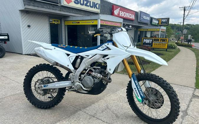 2019 Suzuki RM-Z250 Review (15 Fast Facts)