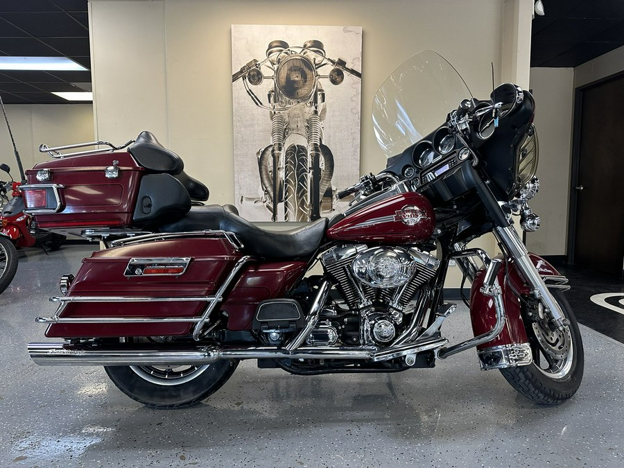 2006 Harley-Davidson® FLHTCUI