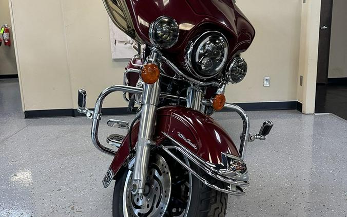 2006 Harley-Davidson® FLHTCUI