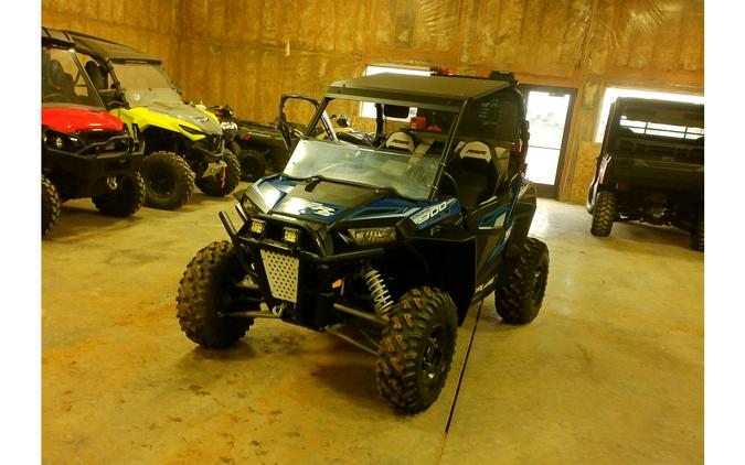 2016 Polaris RZR® 900 EPS - Blue Fire