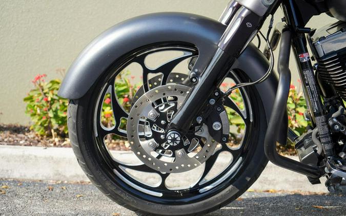 2016 Harley-Davidson® FLHXS - Street Glide® Special