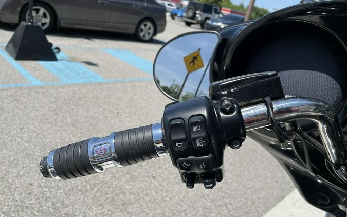 2014 Harley-Davidson® FLHXS Street Glide® Special