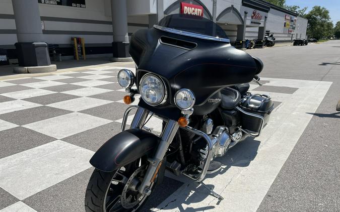 2014 Harley-Davidson® FLHXS Street Glide® Special