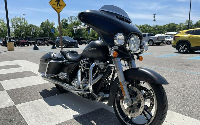 2014 Harley-Davidson® FLHXS Street Glide® Special