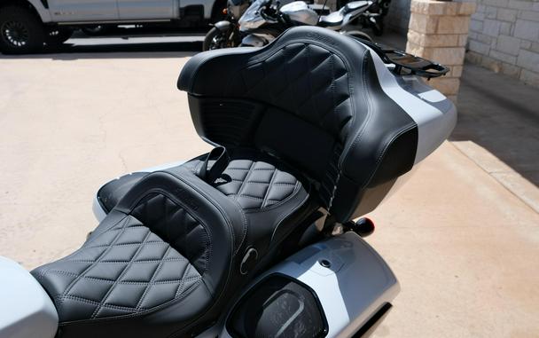 2026 INDIAN MOTORCYCLE ROADMASTER POWERPLUS DARK HORSE WITH 112 AND AUDIO PACKAGE