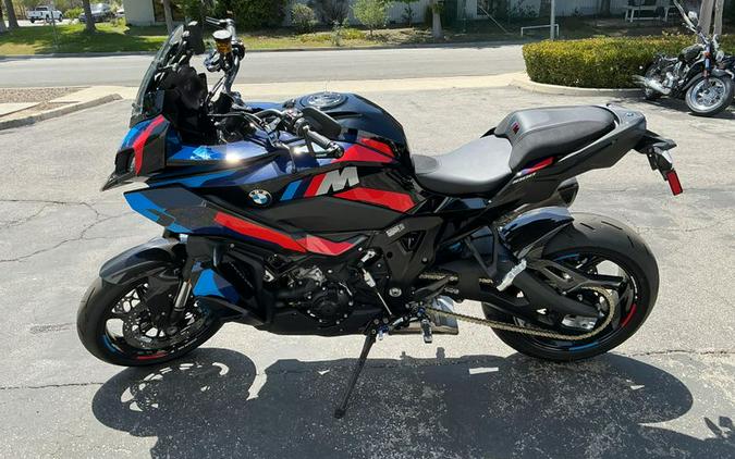 2026 BMW M 1000 XR