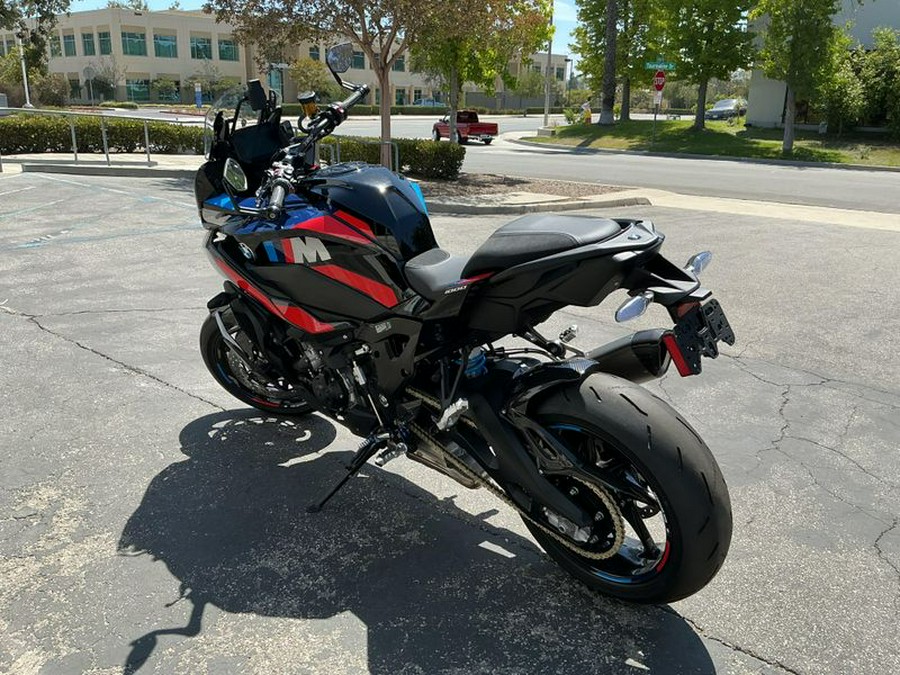 2026 BMW M 1000 XR