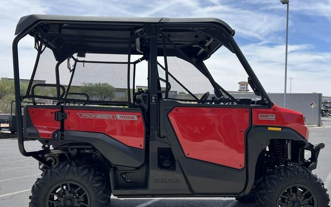 2026 Honda Pioneer 1000-5 Deluxe
