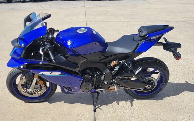 2027 Yamaha YZF-R9