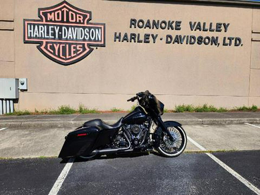2019 Harley-Davidson Street Glide Special