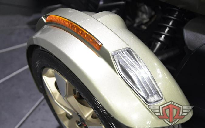 2021 Can-Am Spyder RT Sea-to-Sky