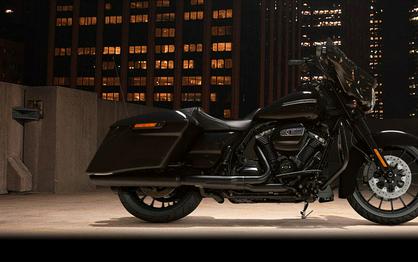 2018 Harley-Davidson Street Glide Special Vivid Black