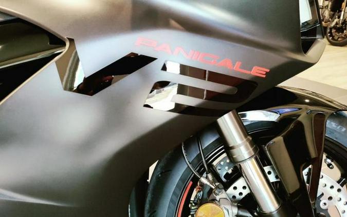 2024 Ducati Panigale V2 Black on Black