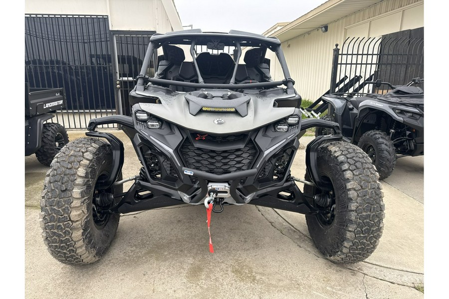 2026 Can-Am MAVERICK R XRC