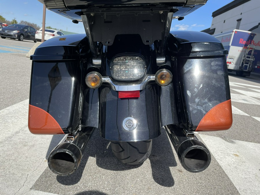 2015 Harley-Davidson® FLTRUSE CVO™ Road Glide® Ultra