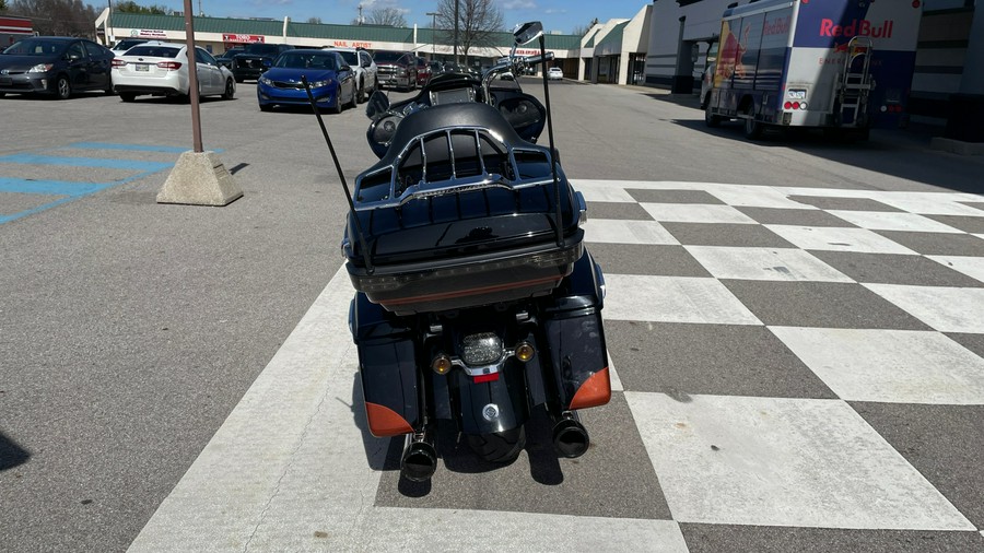 2015 Harley-Davidson® FLTRUSE CVO™ Road Glide® Ultra