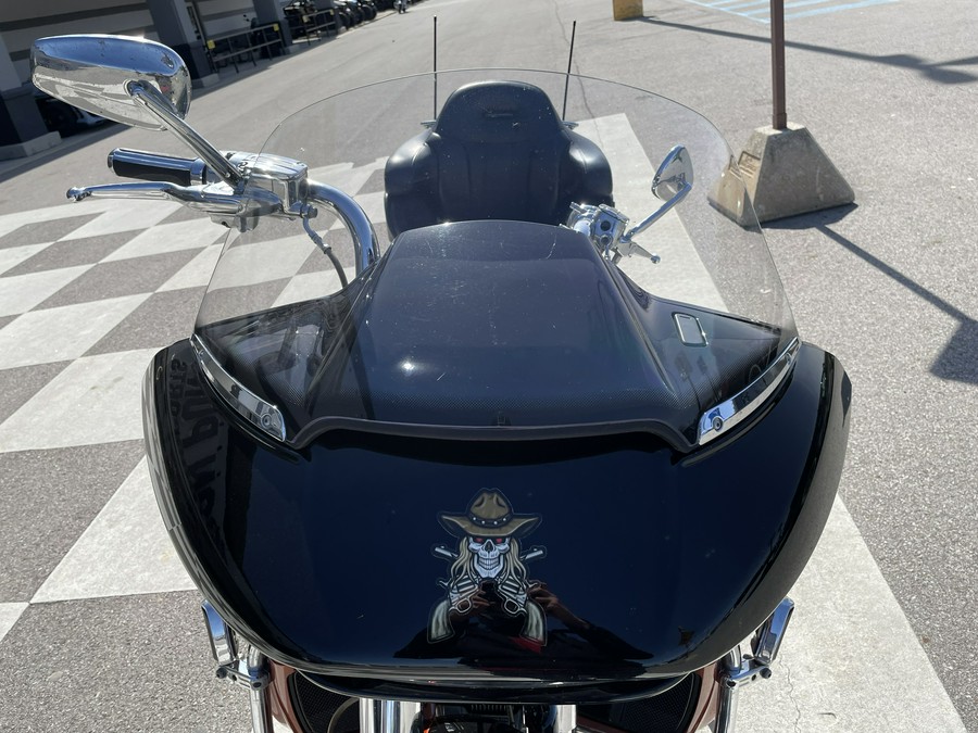 2015 Harley-Davidson® FLTRUSE CVO™ Road Glide® Ultra