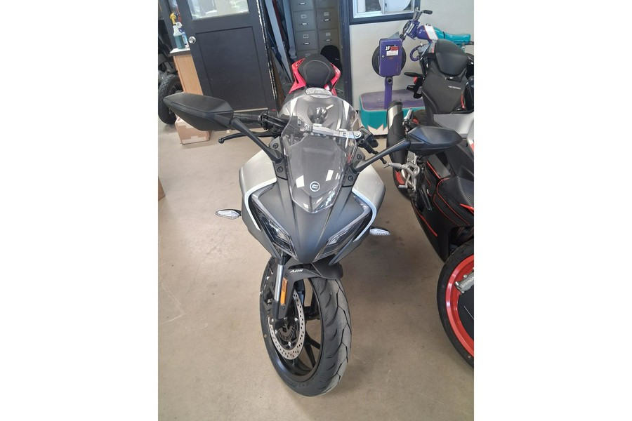 2026 300SS - CFMOTO