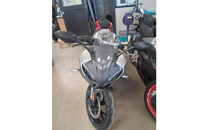 2026 300SS - CFMOTO