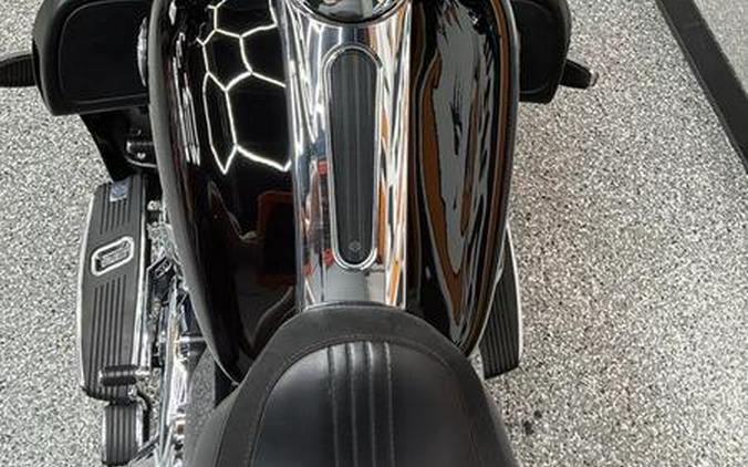 2022 Harley-Davidson® FLHTCUTGSE - CVO™ Tri Glide w/Air Ride