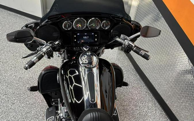 2022 Harley-Davidson® FLHTCUTGSE - CVO™ Tri Glide w/Air Ride