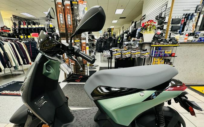 2023 Piaggio Piaggio 1 Active