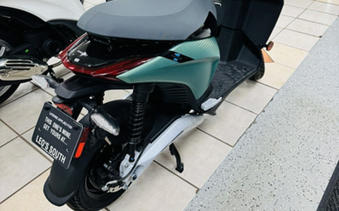 2023 Piaggio Piaggio 1 Active