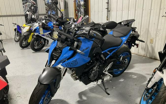 2023 Suzuki GSX 8S