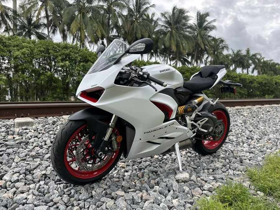 2023 Ducati Panigale V2 White Rosso Livery