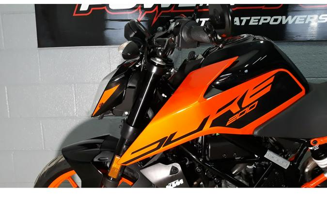 2021 Duke 200 - KTM