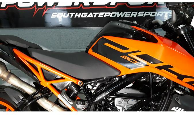 2021 Duke 200 - KTM