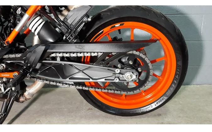 2021 Duke 200 - KTM