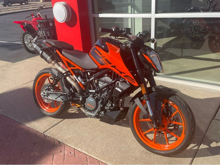 2021 KTM Duke 200
