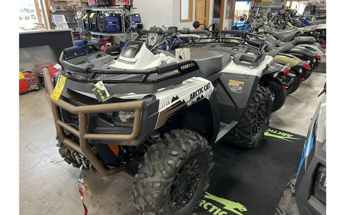 2023 Arctic Cat Alterra 600 Black Hills Edition