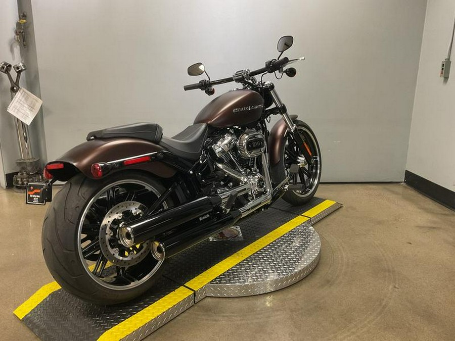 2019 Harley-Davidson® FXBRS - Softail® Breakout® 114