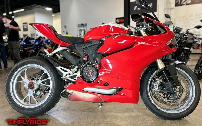 2014 Ducati Superbike 1199 Panigale