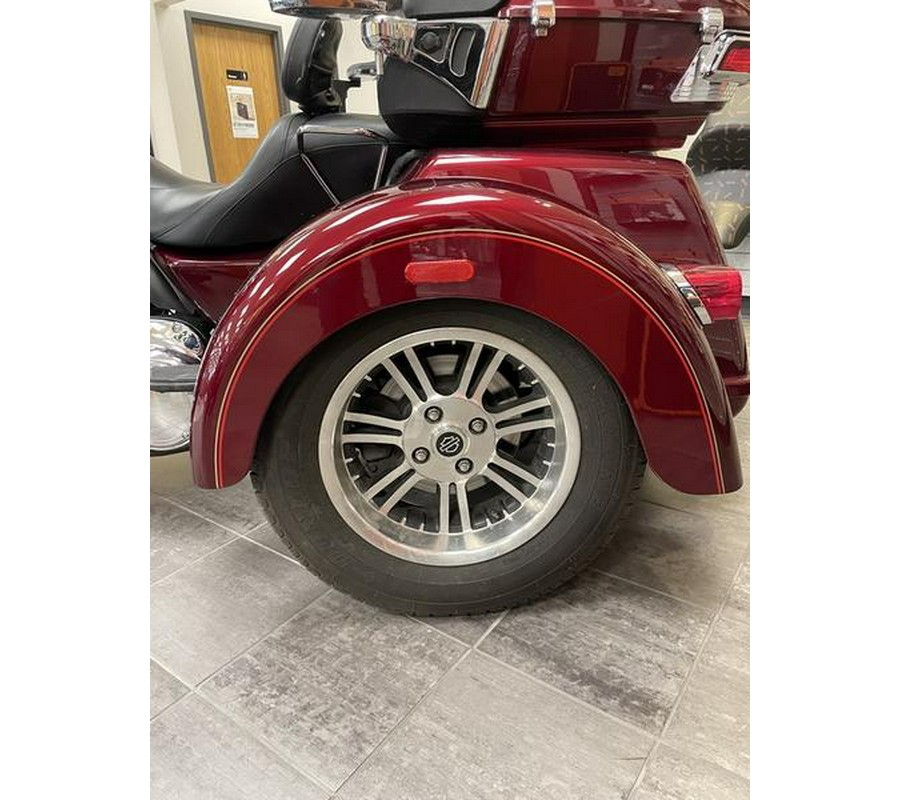 2017 Harley-Davidson® FLHTCUTG - Tri Glide® Ultra