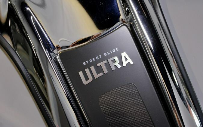 2025 Harley-Davidson Street Glide Ultra Grand American Touring FLHXU