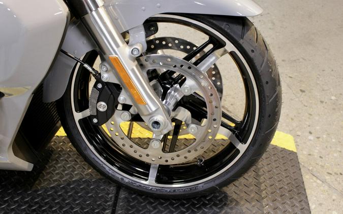 2025 Harley-Davidson Street Glide Ultra Grand American Touring FLHXU