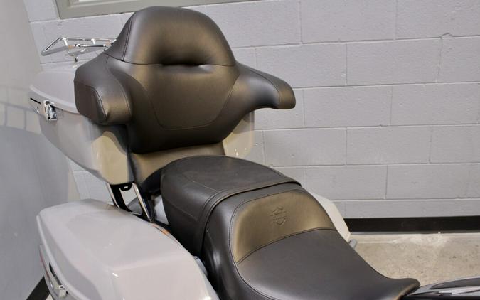 2025 Harley-Davidson Street Glide Ultra Grand American Touring FLHXU