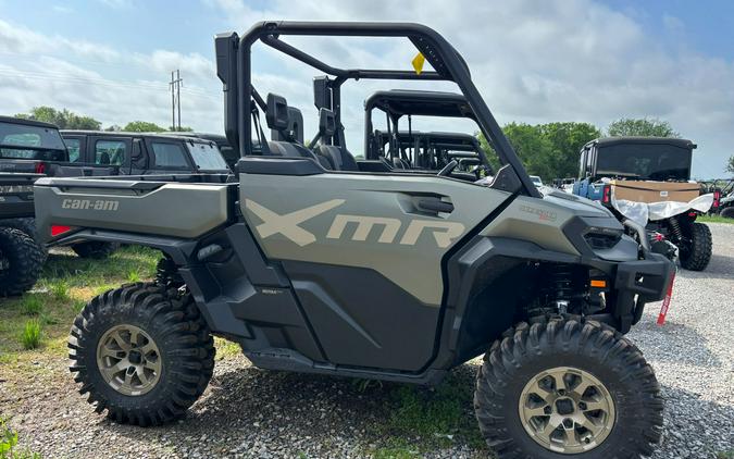 2026 Can-Am Defender X mr with Half Doors HD11