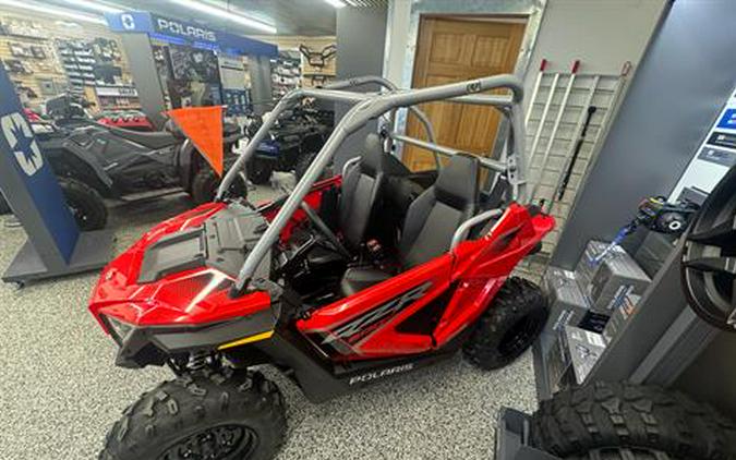 2026 Polaris RZR 200 EFI
