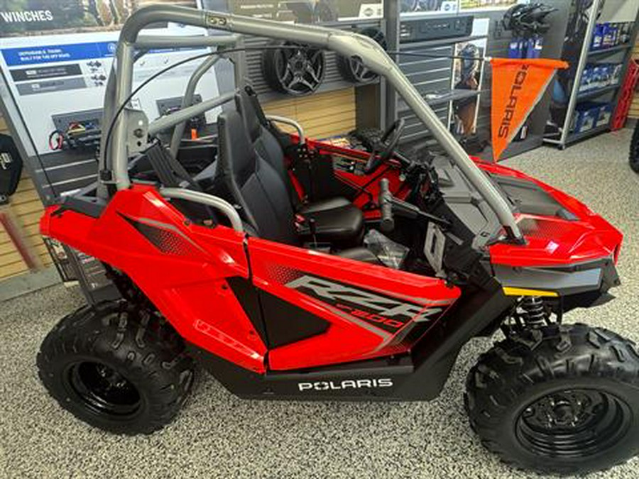 2026 Polaris RZR 200 EFI