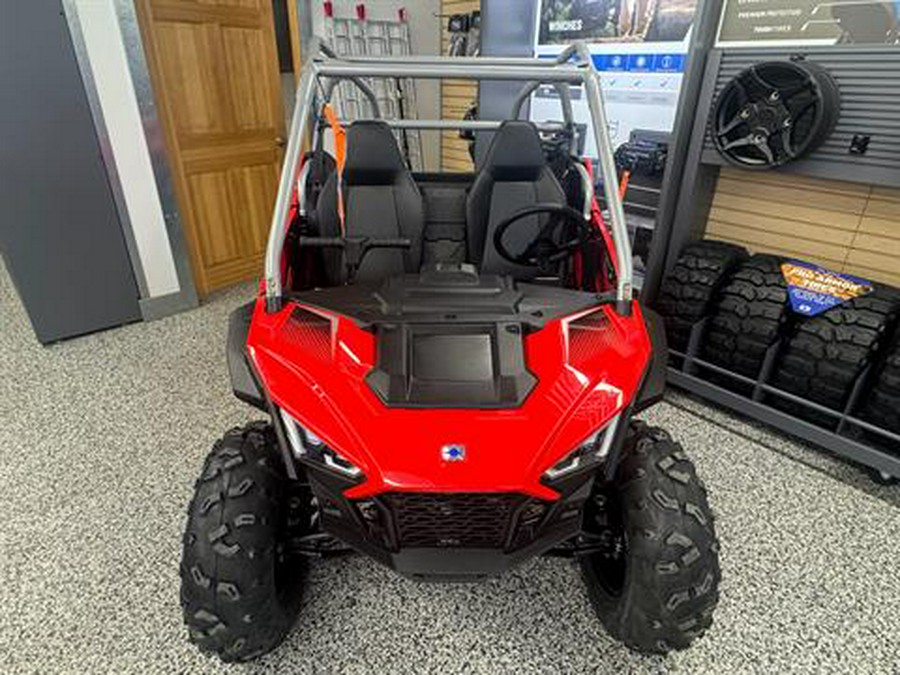 2026 Polaris RZR 200 EFI