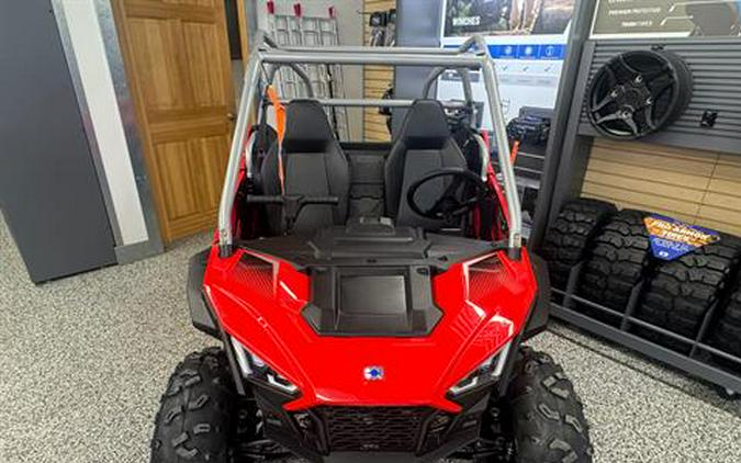 2026 Polaris RZR 200 EFI