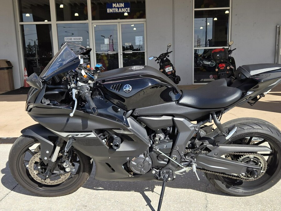 2024 Yamaha YZF-R7